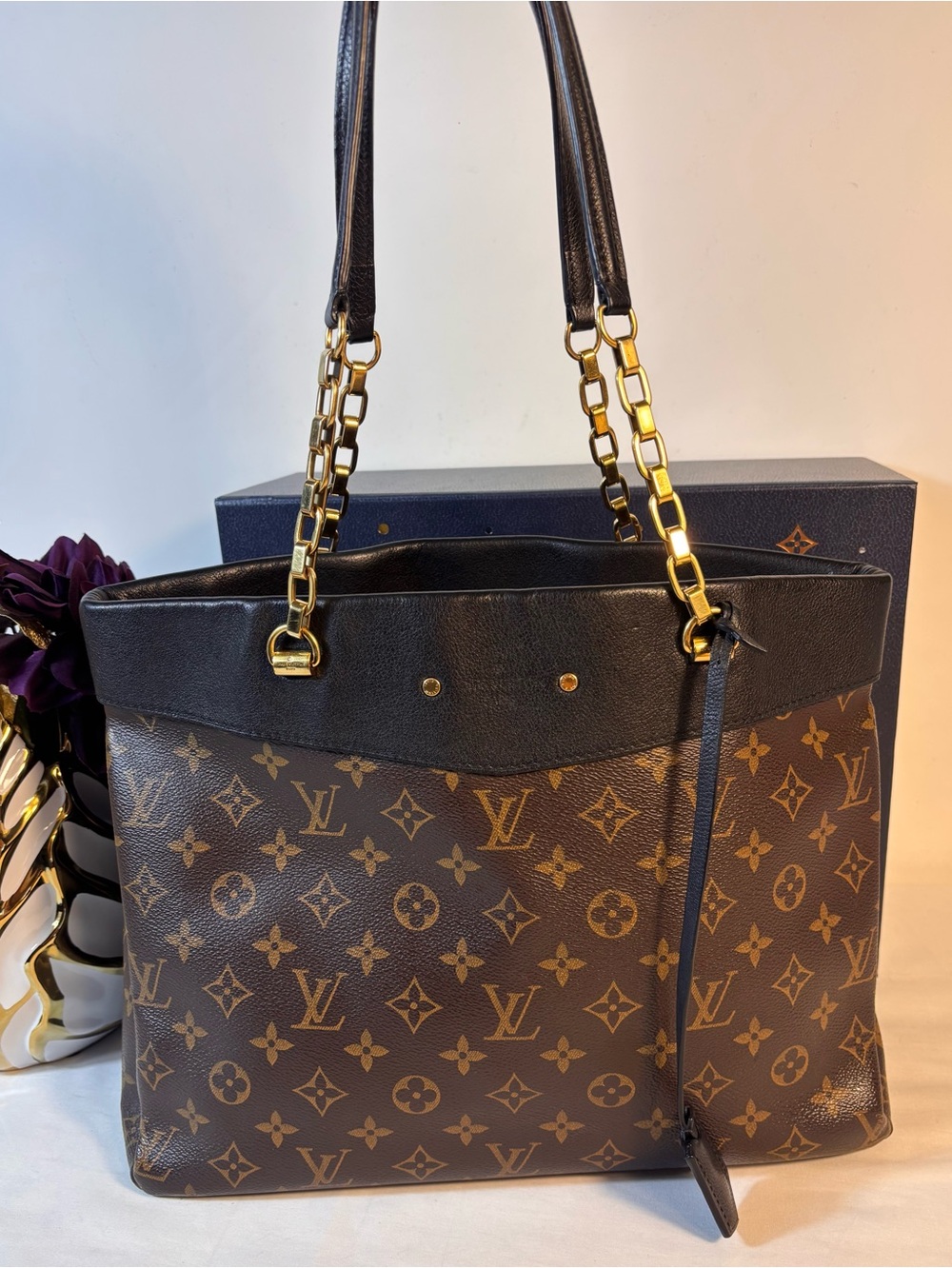 Louis Vuitton Pallas Shopper Noir